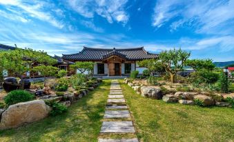 화랑루 한옥 펜션