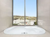 Mantra Charles Hotel Launceston Hotels in East Launceston