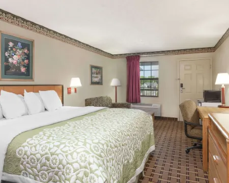 列剋星敦戴斯酒店 亨德森縣酒店
