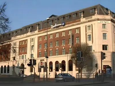 Radisson Blu Hotel Leeds City Centre Hotels near Leeds Trinity University