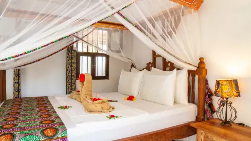 Frangipani Suite - Deluxe Triple Seaview with AC