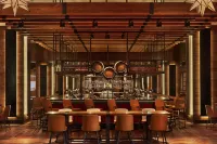 The Hotel at Avalon, Autograph Collection - bar