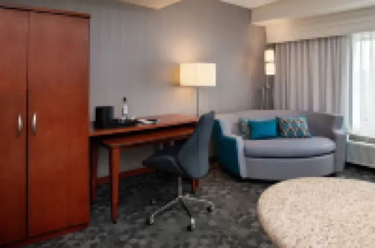 Courtyard High Point Hotels in High Point