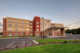 Fairfield Inn & Suites Charlotte Belmont