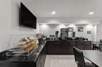 GuestHouse Extended Stay Laredo - breakfast