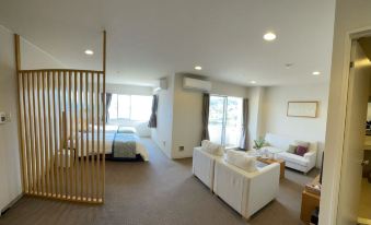 WISTERIAN LIFE CLUB TOBA