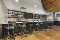 Best Western Plus Lakeview Hotel - bar