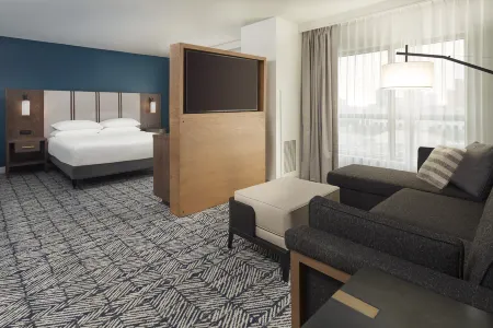 The Chifley Houston, Tapestry Collection by Hilton Отели рядом с достопримечательностью «церковь Лейквуда»