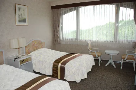 Maizuru Country Club Hotel Lodge Отели рядом с достопримечательностью «Goro Sky Tower»