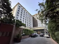 Pride Plaza Hotel, Ahmedabad - Cheap