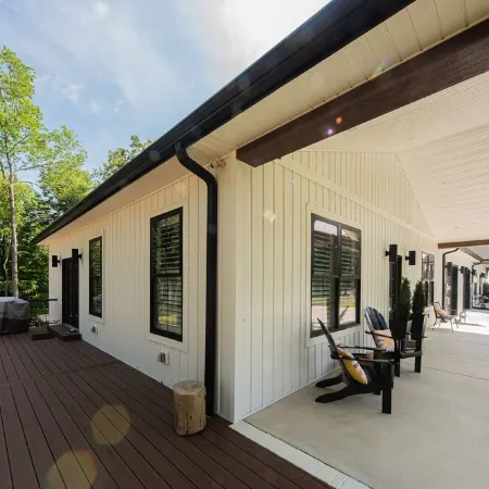 Captains Quarters- located within walking distance to local marina