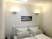 Three-Star Apartment Right on the Water on Werderinsel with Its Own Terrace