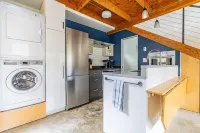 Charming Urban Cottage in Cap Hill