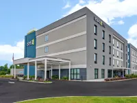 Home2 Suites by Hilton Pensacola I-10 at North Davis Hwy Hotels in Ferry Pass