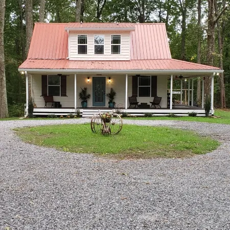 Porchland Cottage -PRACTICALLY NEW HOUSE with Countryside view -pet friendly