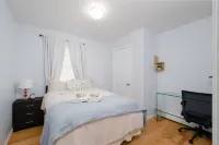 Pleasantly comfortable suburban home for up to 8 Hotels near South Shore Plaza
