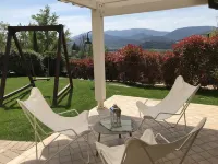 HOLIDAY HOUSE L'USIGNOLO Hotel in zona La Rocca