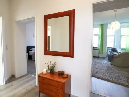 *NEW* Central (5min to city center) *Netflix & Amazon Prime* Kleiststrasse 4 MD Отели рядом с достопримечательностью «Kloster Unser Lieben Frauen»