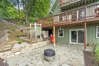 Mountainside Retreat with Serene Sunset Views over Mountains and Newfound Lake