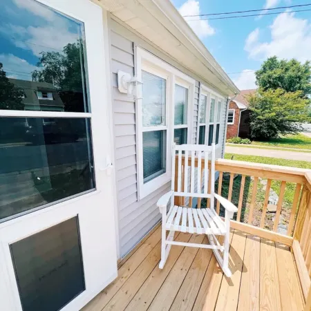 Family Oasis Handicap accessible and Dog friendly