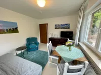 Ferienwohnung im Grünen mit Eigenem Garten