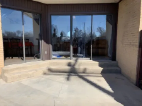 Temple Place #2 is a family friendly & convenient home located in town!