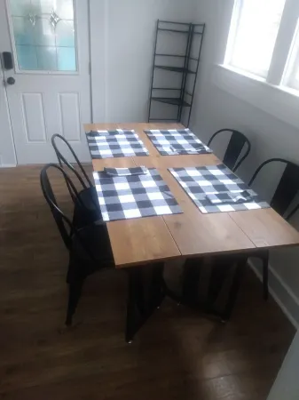 Charming bungalow in Sanford's historical district