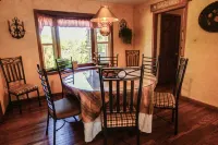Hidden Hollow Farm - Pool; Game Rm; Sleeps 26, 45 Min. to DC, Weddings/Corporate - 4성급