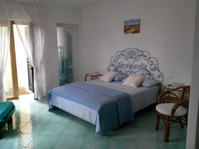 House with garden Lacco Ameno Hotels in Lacco Ameno