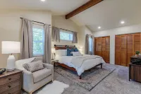 5-bedroom/3 bath home just 5 minutes to University of Oregon, patio/hot tub