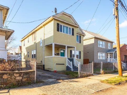 The B&W Haven 5BR Home with yard theater + Office