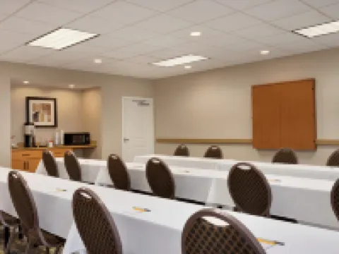 Hampton Inn St. Louis-Columbia Hotels in Monroe County