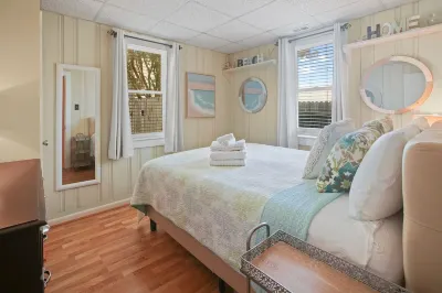 DeweyBeach 2BR Ground Floor Condo. Family-Friendly, quiet, clean, walk to beach! Hotels near Wilson Dunes Condos