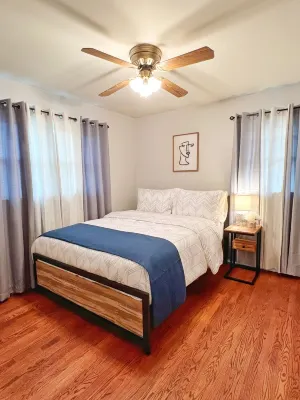 Beautiful and updated place to stay in a quiet neighborhood of Munster Indiana.