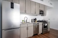 Tranquil Studio Haven with Private Balcony!