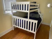 Nestled Inn is your home away from home just steps away from the beach! Hotels in Sunnyside