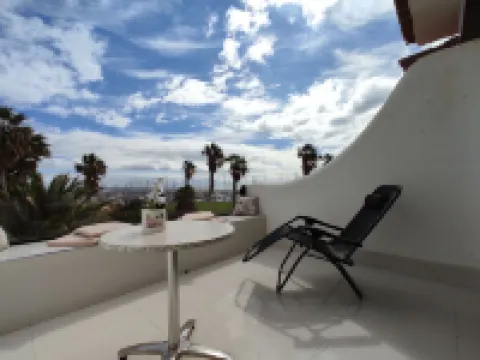 One Bedoom-Two balcony apartment with sea & golf view in Amarilla Golf