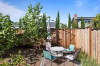 Spacious Bright 4 BR Oasis in Foster City Hotels in Foster City