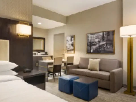 エンバシー スイーツ バイ ヒルトン シラキュース デスティニー USA シラキュースのホテル