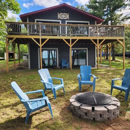 New! Million Dollar Lakefront View at Loon Landing