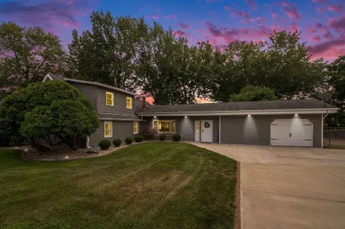 Lakeshore Cottage Osolo Township住宿飯店