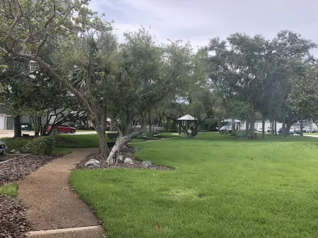 Spectacular Views of Melbourne Harbor, Enjoy Boating Activity from your Balcony! Отели в г. Мельбурн