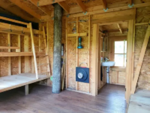 Lost River Solar - Modern 4Br+Lofts. Hot Tub w/Epic Views! Swim + Fish Pond!