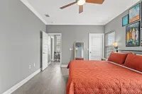 Welcome to "Squeeze the Day" House Near the Beach!