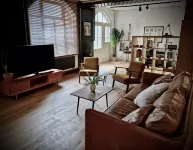 Spacious Industrial Apartment in the Vibrant America Ground Close to the Beach.