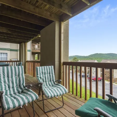 Welcome to Aurora- SDC-Table Rock Lake-Awesome!