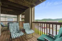 Welcome to Aurora- SDC-Table Rock Lake-Awesome!