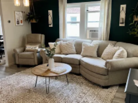 Charming 2 BR home  - newly renovated Hotels in Potsdam