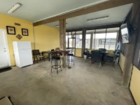 Angler Sunrise..Luxury House on water