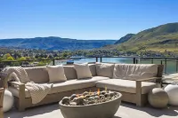 Scandinavi Inn Hotels in Chelan